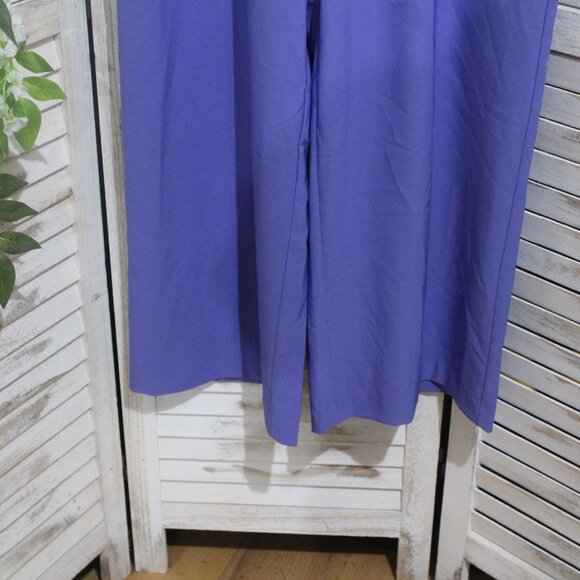 Torrid Pull-On‎ Wide Leg Studio Refined Crepe High-Rise Pants (1486) - Picture 5 of 11